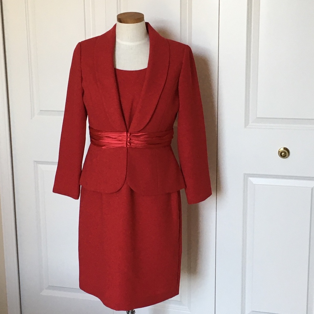 Red suit - sleeveless dress & long-sleeved jacket